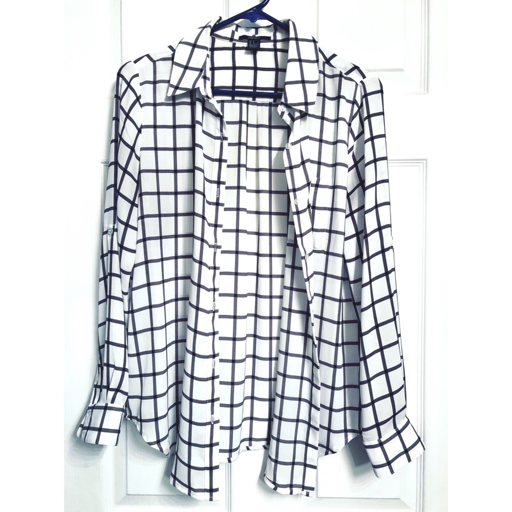 SOLD! Black and White Geometric Print Top